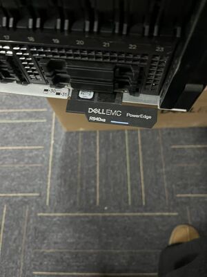 32x 2.5 Inch Disk Rack Mount Server For De Ll R940xa Private Mold Customizable