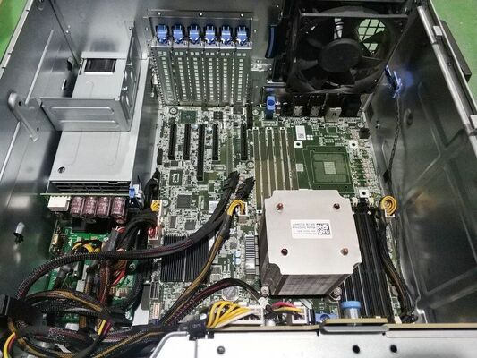 Xeon Processor De Ll Poweredge T320 Tower Server 64GB DDR4 750W SSD Deep Learning Server